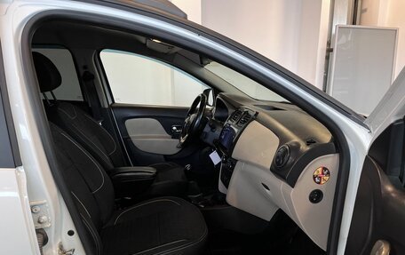 Renault Logan II, 2019 год, 1 040 000 рублей, 29 фотография