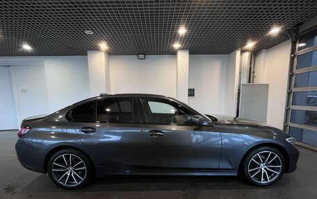 BMW 3 серия, 2021 год, 3 200 000 рублей, 2 фотография