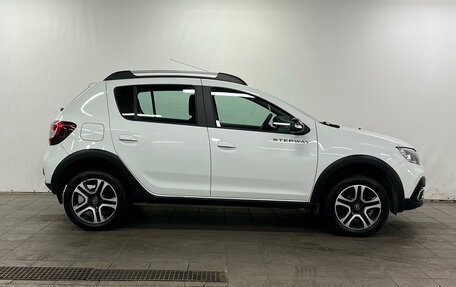 Renault Sandero II рестайлинг, 2022 год, 1 410 000 рублей, 5 фотография