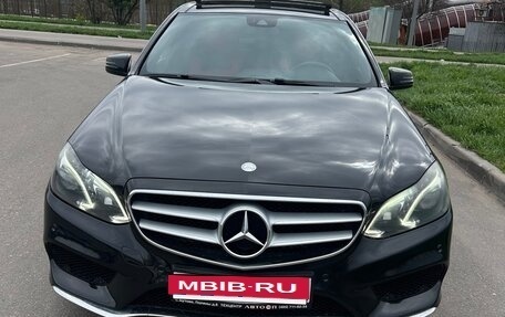 Mercedes-Benz E-Класс, 2015 год, 2 100 000 рублей, 2 фотография