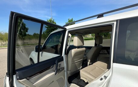 Mitsubishi Pajero IV, 2014 год, 3 200 000 рублей, 11 фотография