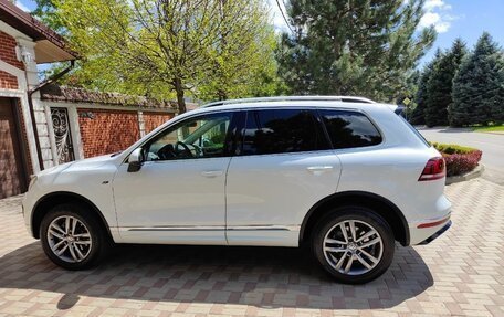Volkswagen Touareg III, 2017 год, 3 850 000 рублей, 2 фотография
