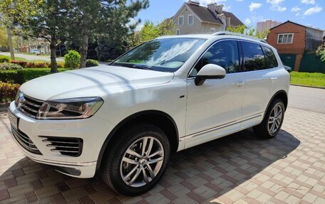 Volkswagen Touareg III, 2017 год, 3 850 000 рублей, 3 фотография