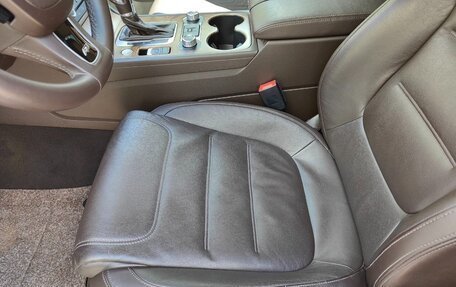 Volkswagen Touareg III, 2017 год, 3 850 000 рублей, 14 фотография