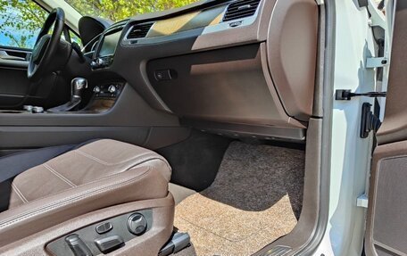 Volkswagen Touareg III, 2017 год, 3 850 000 рублей, 17 фотография