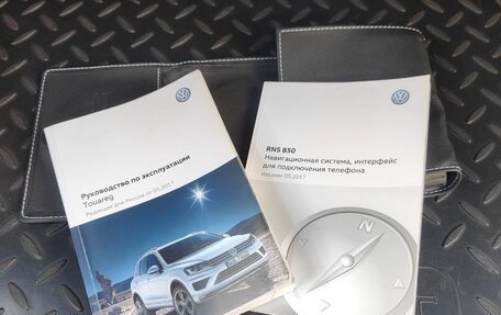 Volkswagen Touareg III, 2017 год, 3 850 000 рублей, 26 фотография
