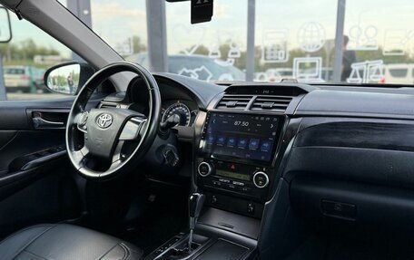 Toyota Camry, 2012 год, 1 370 000 рублей, 15 фотография