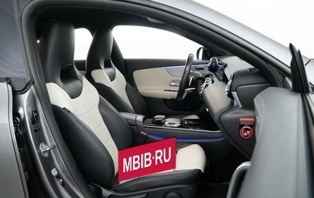 Mercedes-Benz CLA, 2019 год, 3 298 999 рублей, 8 фотография