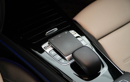 Mercedes-Benz CLA, 2019 год, 3 298 999 рублей, 19 фотография
