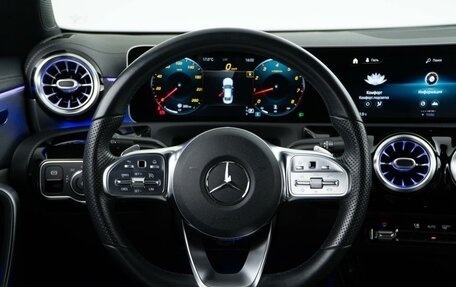 Mercedes-Benz CLA, 2019 год, 3 298 999 рублей, 12 фотография