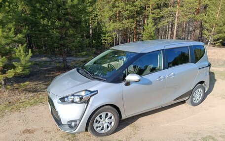 Toyota Sienta II, 2018 год, 1 250 000 рублей, 8 фотография