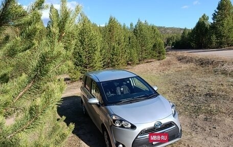 Toyota Sienta II, 2018 год, 1 250 000 рублей, 7 фотография