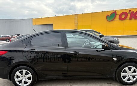 Hyundai Solaris II рестайлинг, 2011 год, 870 000 рублей, 7 фотография