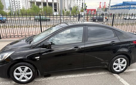 Hyundai Solaris II рестайлинг, 2011 год, 870 000 рублей, 6 фотография