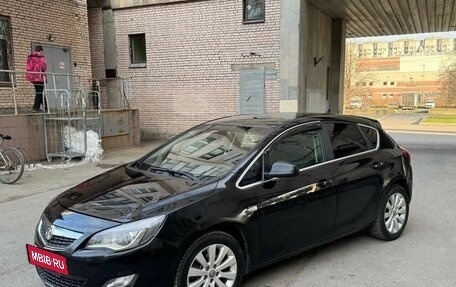 Opel Astra J, 2011 год, 570 000 рублей, 3 фотография