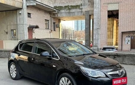 Opel Astra J, 2011 год, 570 000 рублей, 7 фотография