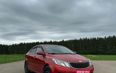 KIA Rio III рестайлинг, 2012 год, 750 000 рублей, 2 фотография