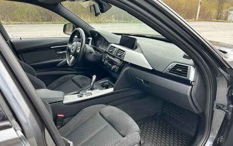 BMW 3 серия, 2018 год, 2 999 999 рублей, 14 фотография