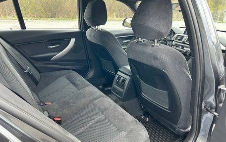 BMW 3 серия, 2018 год, 2 999 999 рублей, 18 фотография