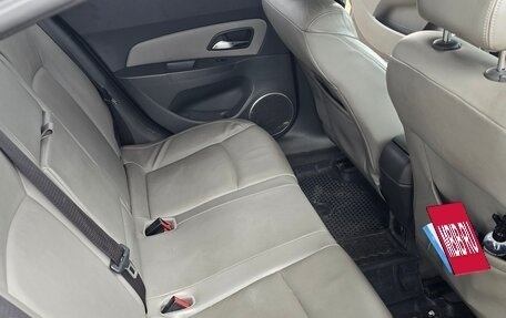 Chevrolet Cruze II, 2009 год, 550 000 рублей, 6 фотография