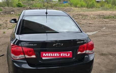 Chevrolet Cruze II, 2009 год, 550 000 рублей, 2 фотография