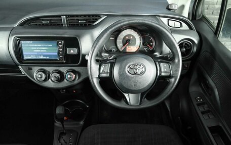 Toyota Vitz, 2019 год, 1 200 000 рублей, 16 фотография