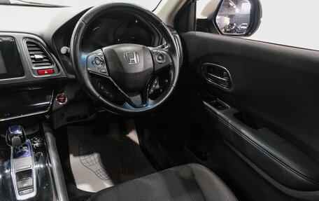 Honda Vezel, 2014 год, 1 499 000 рублей, 18 фотография
