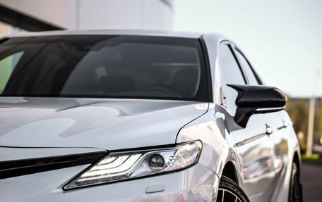 Toyota Camry, 2021 год, 3 689 000 рублей, 2 фотография