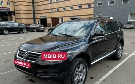 Volkswagen Touareg III, 2004 год, 470 000 рублей, 2 фотография