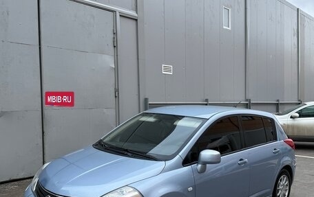 Nissan Tiida, 2010 год, 750 000 рублей, 1 фотография