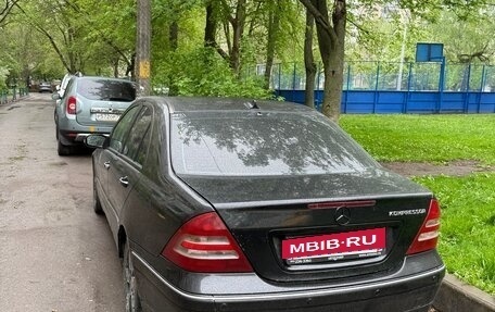 Mercedes-Benz C-Класс, 2001 год, 280 000 рублей, 4 фотография