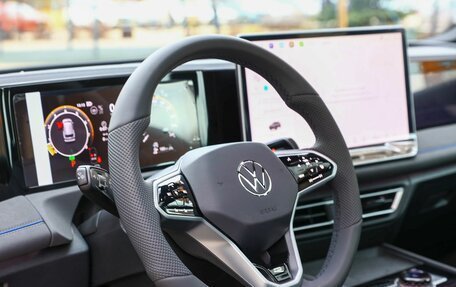 Volkswagen Tiguan, 2026 год, 4 750 000 рублей, 24 фотография
