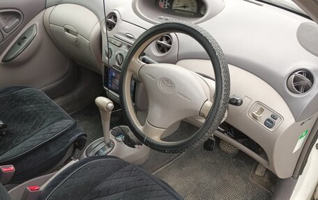 Toyota Platz, 2001 год, 380 000 рублей, 7 фотография