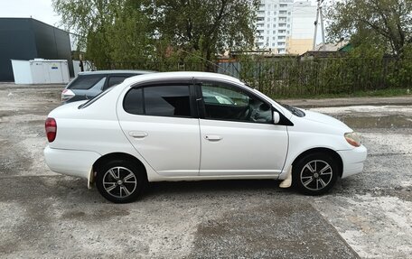 Toyota Platz, 2001 год, 380 000 рублей, 4 фотография
