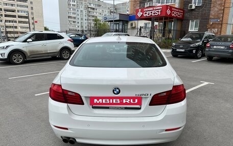 BMW 5 серия, 2015 год, 1 860 000 рублей, 6 фотография
