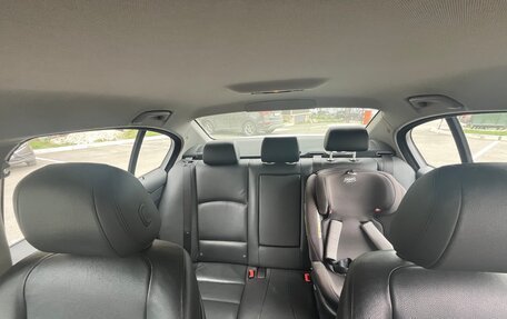 BMW 5 серия, 2015 год, 1 860 000 рублей, 22 фотография