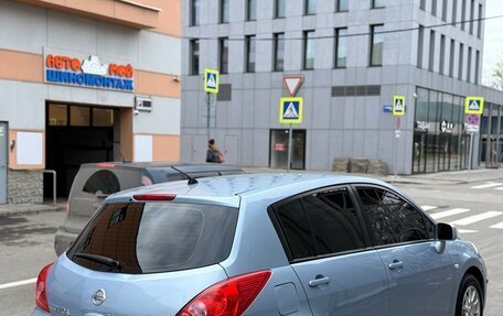 Nissan Tiida, 2010 год, 750 000 рублей, 4 фотография