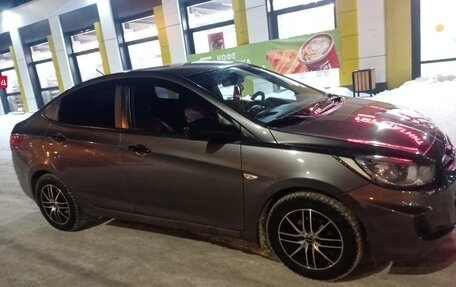 Hyundai Solaris II рестайлинг, 2014 год, 500 000 рублей, 4 фотография