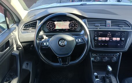 Volkswagen Tiguan II, 2018 год, 1 679 000 рублей, 5 фотография