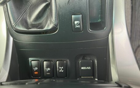 Toyota Land Cruiser Prado 120 рестайлинг, 2002 год, 1 675 000 рублей, 15 фотография