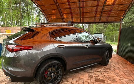 Alfa Romeo Stelvio, 2017 год, 3 100 000 рублей, 8 фотография