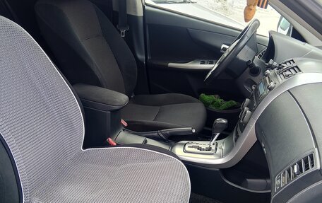 Toyota Corolla, 2011 год, 850 000 рублей, 8 фотография