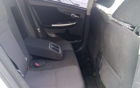Toyota Corolla, 2011 год, 850 000 рублей, 9 фотография