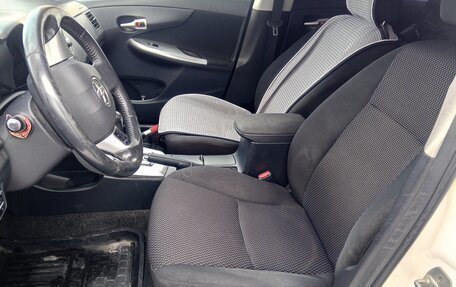 Toyota Corolla, 2011 год, 850 000 рублей, 11 фотография