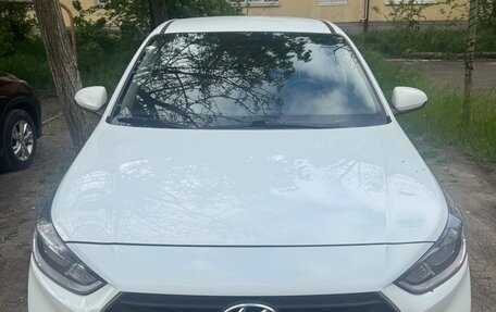 Hyundai Solaris II рестайлинг, 2019 год, 1 499 000 рублей, 12 фотография