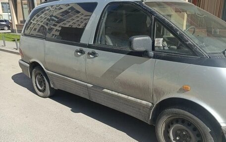Toyota Previa II, 1993 год, 250 000 рублей, 3 фотография