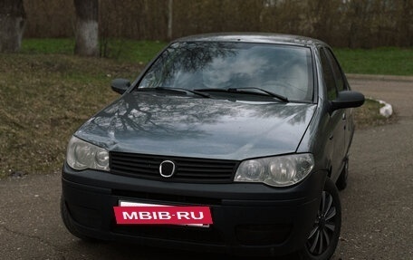 Fiat Albea I рестайлинг, 2011 год, 185 000 рублей, 2 фотография