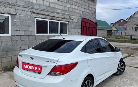 Hyundai Solaris II рестайлинг, 2015 год, 979 000 рублей, 8 фотография