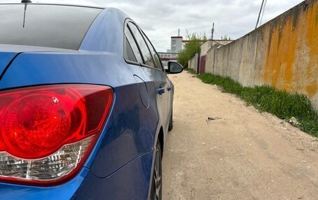 Chevrolet Cruze II, 2011 год, 580 000 рублей, 2 фотография