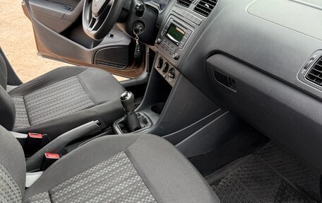 Volkswagen Polo VI (EU Market), 2015 год, 960 000 рублей, 3 фотография